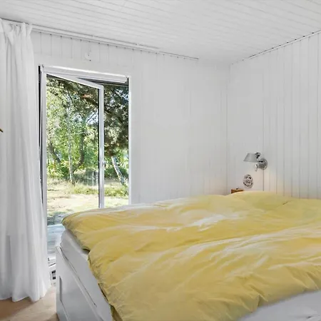 Bl1735-pandrup-rodhus-skolevej-56 *