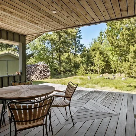 Bl1735-pandrup-rodhus-skolevej-56 Pandrup