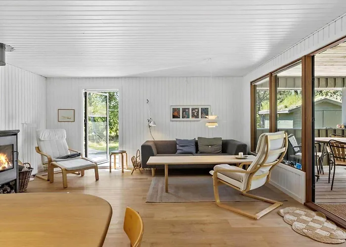 Bl1735-pandrup-rodhus-skolevej-56 *